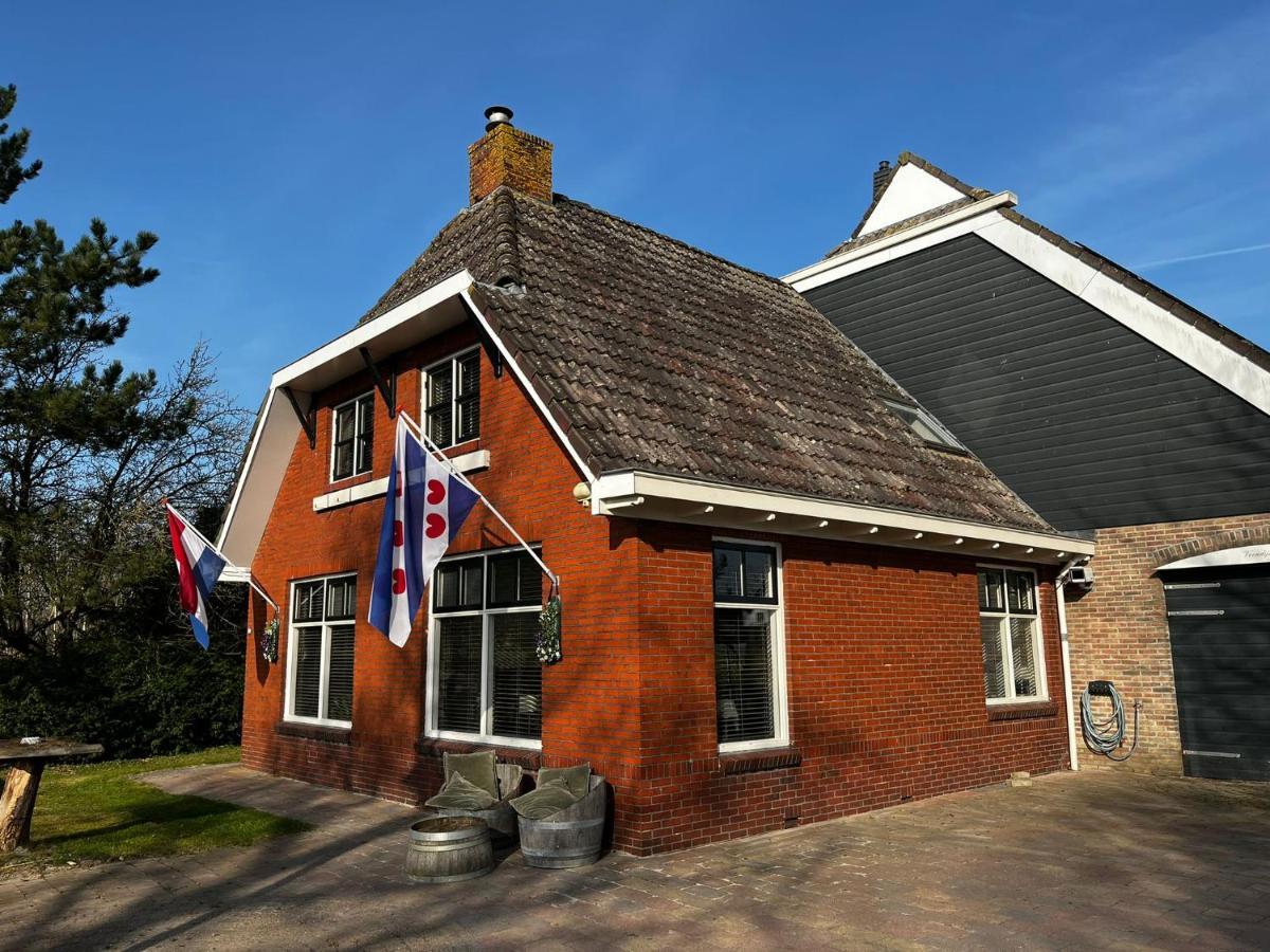 Veendijkhoeve Oosterwolde  Exterior photo